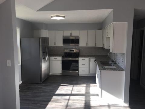 3737 Carnforth Dr, Columbus, OH 43221 photo 4