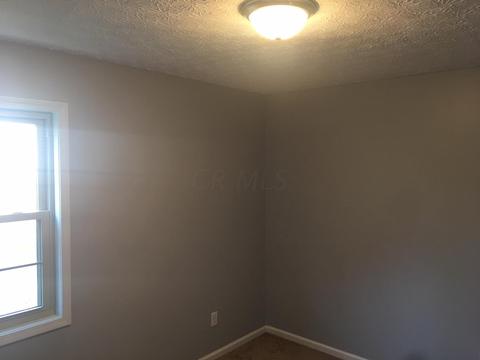 3737 Carnforth Dr, Columbus, OH 43221 photo 10