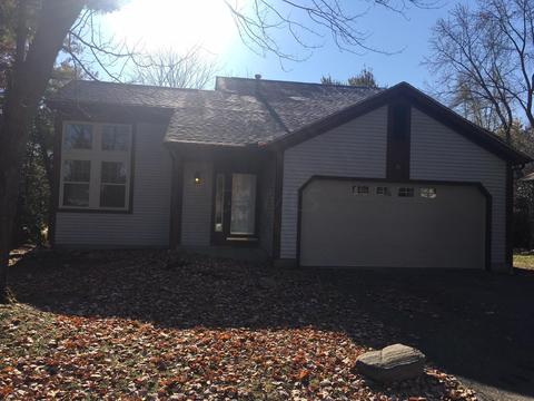 3737 Carnforth Dr, Columbus, OH 43221 photo 1