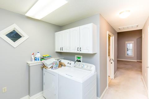 434 Cottage Grv E, Heath, OH 43056 photo 29