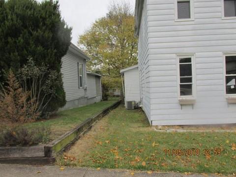 409 E Mulberry St, Lancaster, OH 43130 photo 2