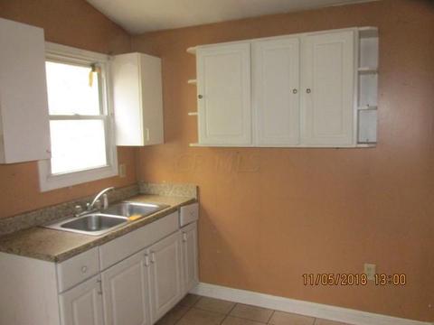 409 E Mulberry St, Lancaster, OH 43130 photo 6