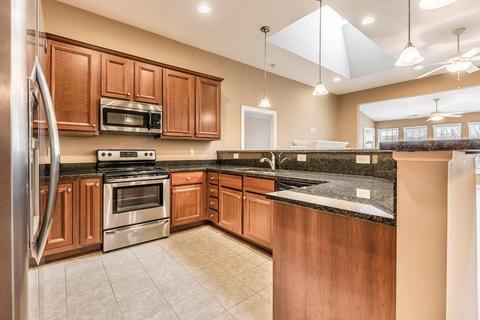 5996 Eiger Dr, Columbus, OH 43213 photo 2