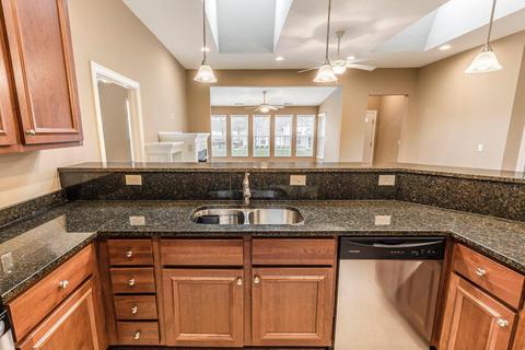 5996 Eiger Dr, Columbus, OH 43213 photo 3