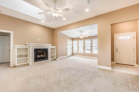 5996 Eiger Dr, Columbus, OH 43213 photo 5