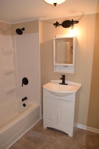 188 Fairview Blvd, Circleville, OH 43113 photo 6