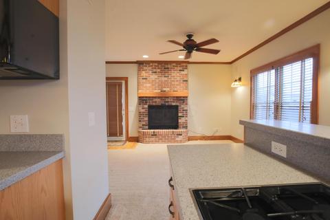 728 E Chestnut St, Lancaster, OH 43130 photo 5