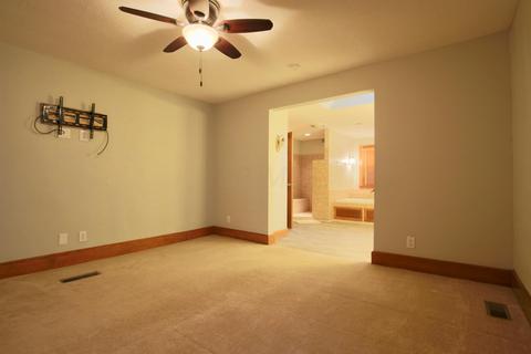 728 E Chestnut St, Lancaster, OH 43130 photo 11