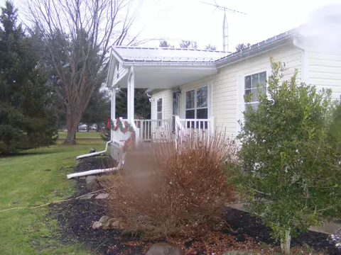 6166 Franks Rd SE, Newark, OH 43056 photo 3