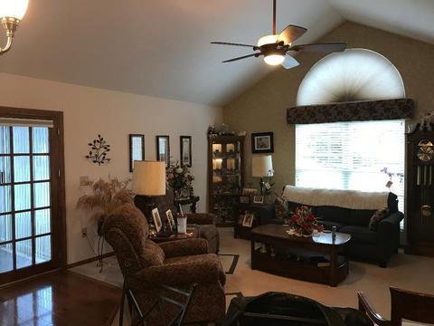 2018 Farmbrook Cir N, Grove City, OH 43123 photo 4