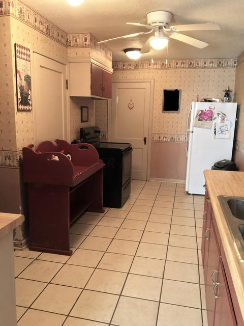 1142 Atwater Ave, Circleville, OH 43113 photo 4