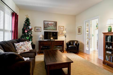 339 E Torrence Rd, Columbus, OH 43214 photo 8