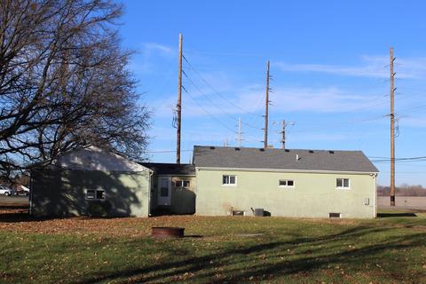 503 Tarlton Rd, Circleville, OH 43113 photo 2