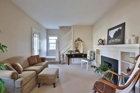 217 E Walnut St, Marion, OH 43302 photo 7