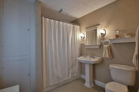 217 E Walnut St, Marion, OH 43302 photo 25