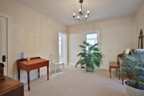 217 E Walnut St, Marion, OH 43302 photo 11