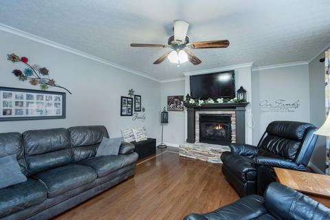 325 E High St, Amanda, OH 43102 photo 12