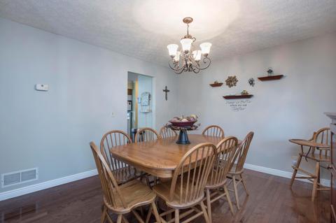 325 E High St, Amanda, OH 43102 photo 4