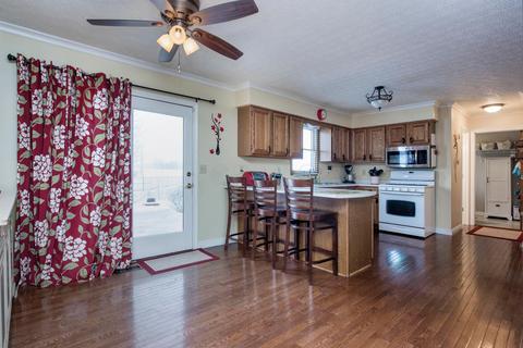 325 E High St, Amanda, OH 43102 photo 5