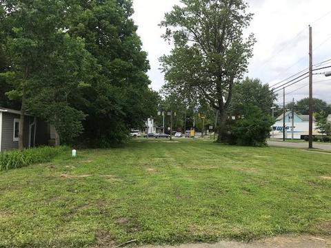 261 E Winter St, Delaware, OH 43015 photo 2