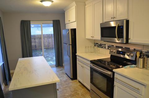 984 E Weber Rd, Columbus, OH 43211 photo 16