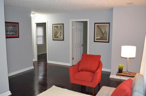984 E Weber Rd, Columbus, OH 43211 photo 8