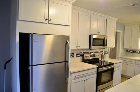 984 E Weber Rd, Columbus, OH 43211 photo 12