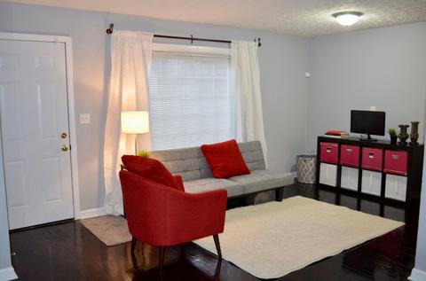 984 E Weber Rd, Columbus, OH 43211 photo 6