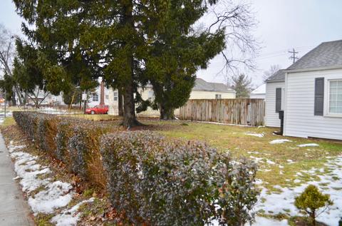 984 E Weber Rd, Columbus, OH 43211 photo 2