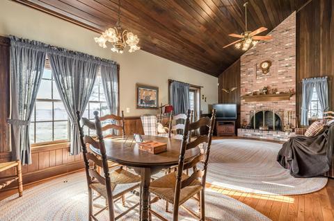 2807 Coonpath Rd, Carroll, OH 43112 photo 1