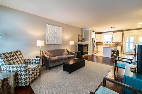 3758 Echo Pl, Powell, OH 43065 photo 1