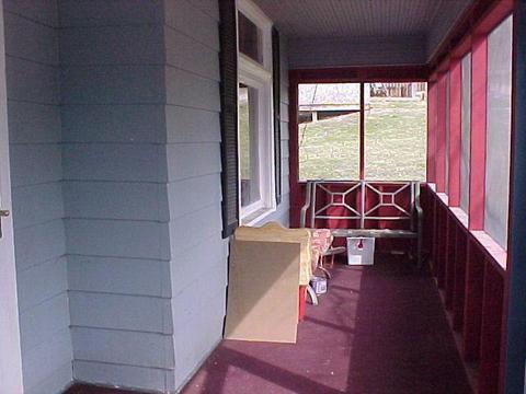 160 E Main St, Corning, OH 43730 photo 4