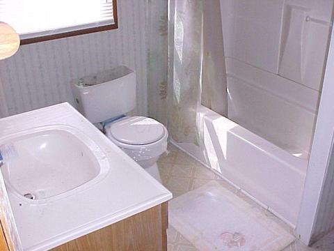 160 E Main St, Corning, OH 43730 photo 11