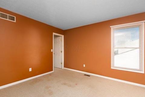 1082 Insco Loop, Blacklick, OH 43004 photo 21