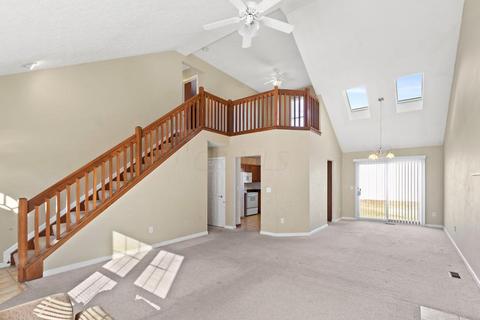 1082 Insco Loop, Blacklick, OH 43004 photo 5