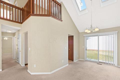 1082 Insco Loop, Blacklick, OH 43004 photo 8