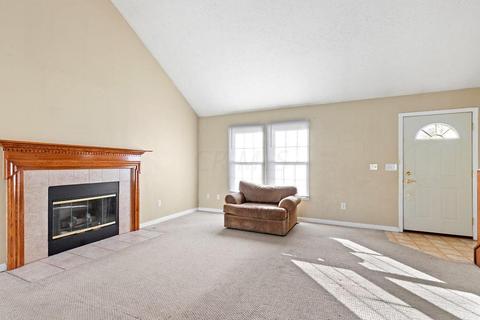 1082 Insco Loop, Blacklick, OH 43004 photo 3