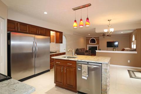 165 Deer Path Ct, Pataskala, OH 43062 photo 5