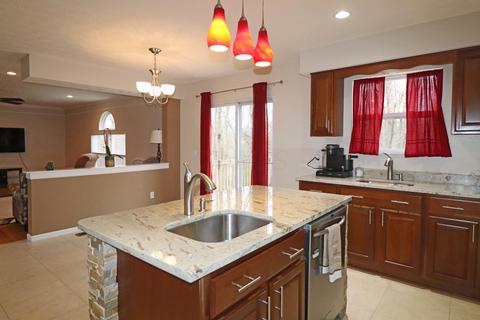 165 Deer Path Ct, Pataskala, OH 43062 photo 8