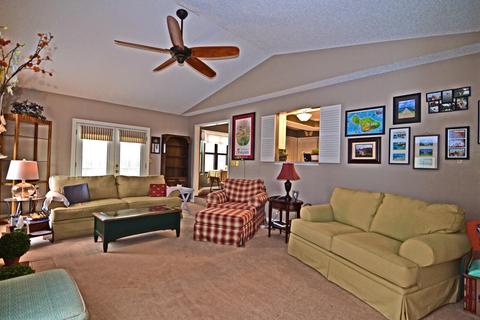 3264 Farmbrook Dr, Grove City, OH 43123 photo 8
