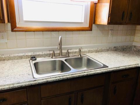 138 11th St, Corning, OH 43730 photo 6