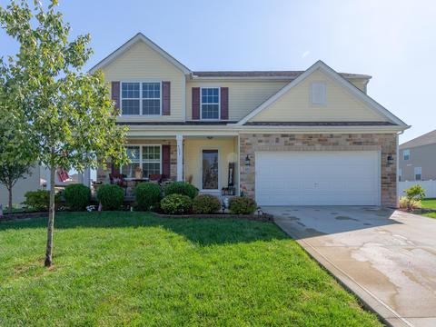 481 Rolling Acre Dr, Lithopolis, OH 43136 photo 2