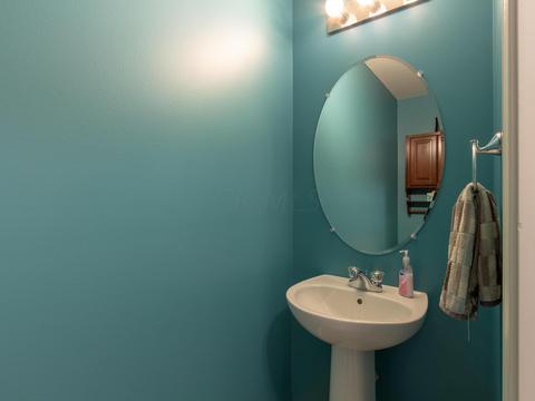 481 Rolling Acre Dr, Lithopolis, OH 43136 photo 9