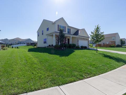 481 Rolling Acre Dr, Lithopolis, OH 43136 photo 3