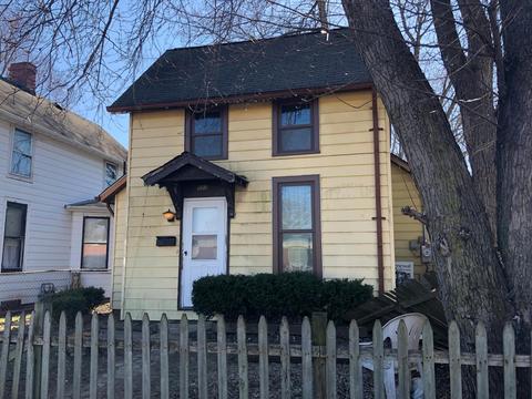 507 E Mound St, Circleville, OH 43113 photo 1