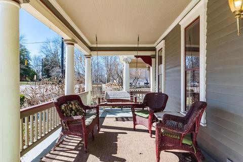 207 E Wheeling St, Lancaster, OH 43130 photo 3