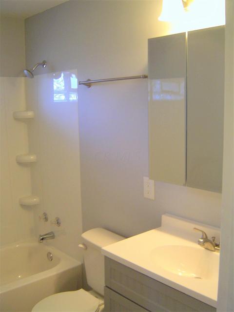 665 Westphal Ave, Columbus, OH 43213 photo 7