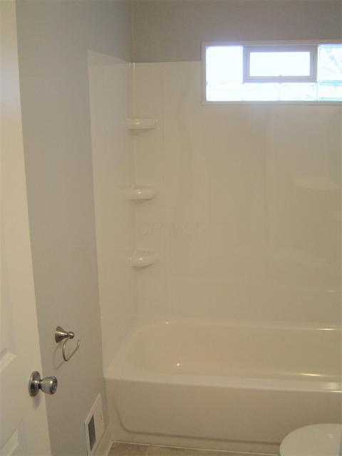 665 Westphal Ave, Columbus, OH 43213 photo 8