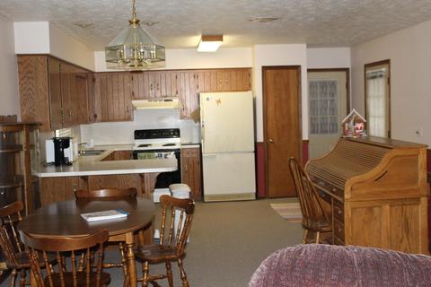 124 Wade Dr, Dover, OH 44622 photo 5