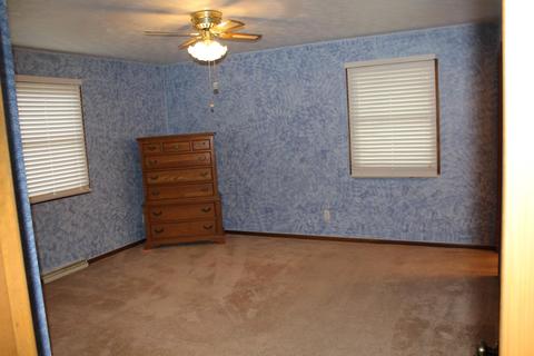124 Wade Dr, Dover, OH 44622 photo 7